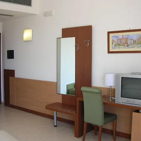 Otel Hermes Policoro