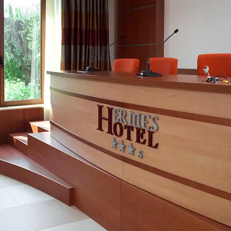 Hermes 폴리코로