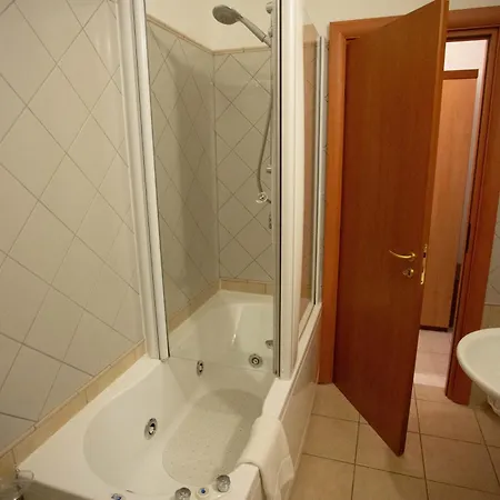 Hermes ポリコーロ