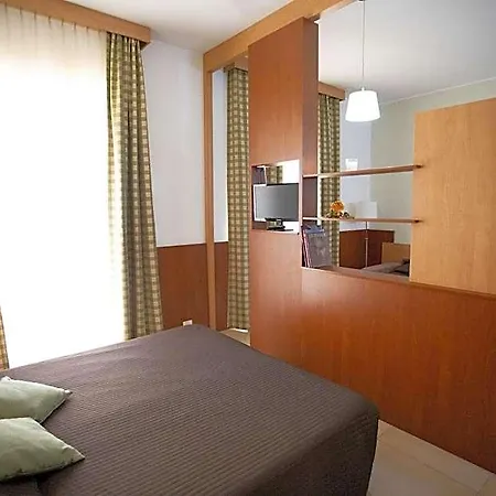 Hermes 3* Policoro