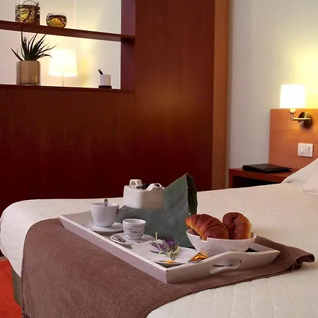Hermes Hotel 3*